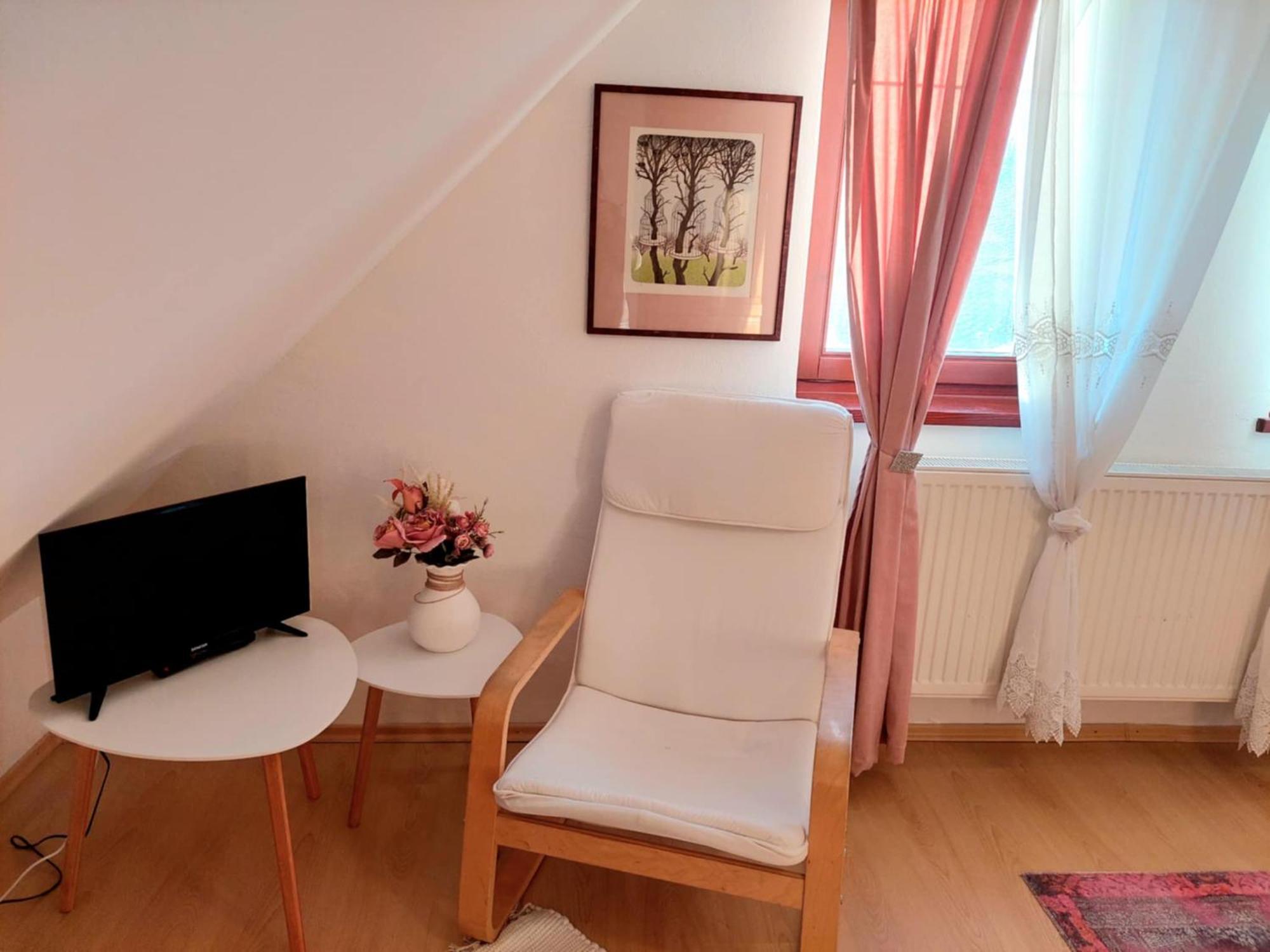 Idylicky Rodinny Penzion Arkadia Pri Dunajskej Cyklotrase Kyselica Dış mekan fotoğraf